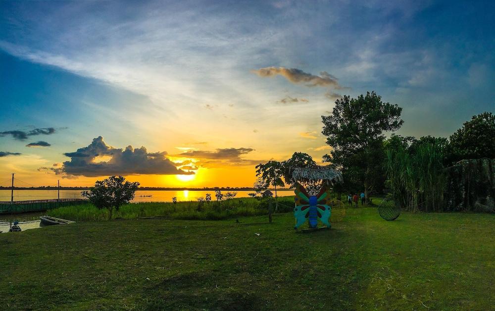 On Vacation Amazon Hotel Leticia Ngoại thất bức ảnh